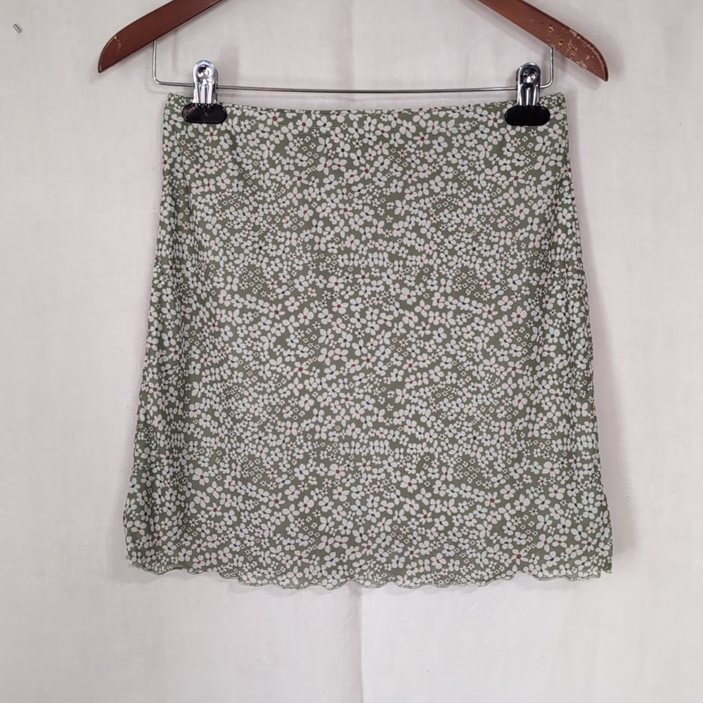 Shein Sage Green Microfloral Swing Skirt Size Medium